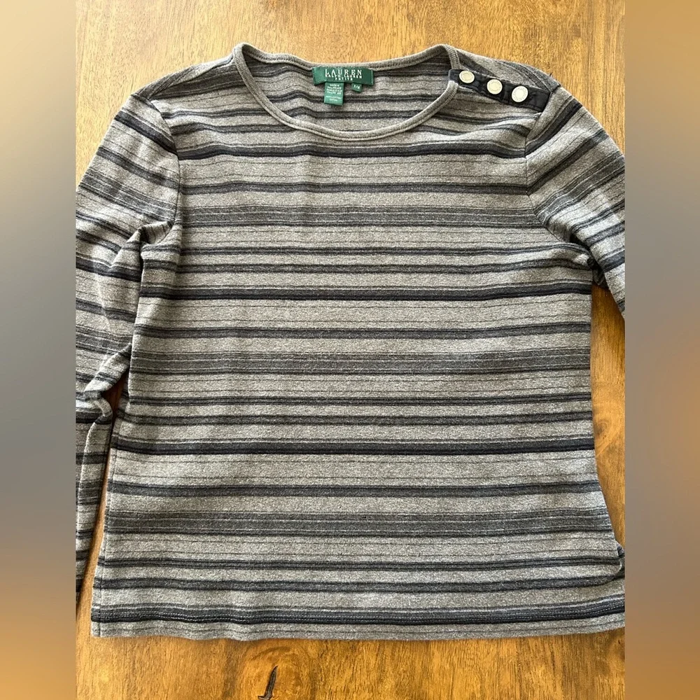 Ralph Lauren 100% Cotton Gray Striped Top (Size P/M) - Picture 10 of 11